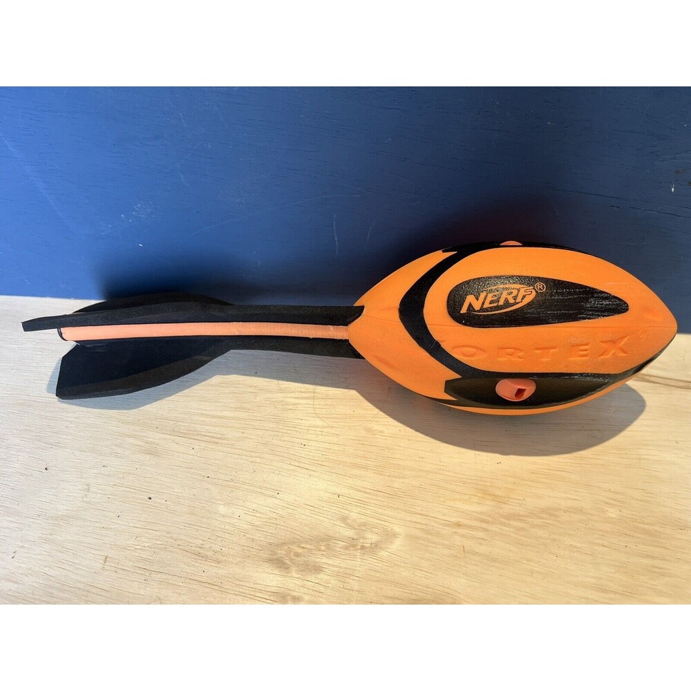 Nerf Aero Howler Vortex Football Whistle Ball Whistler Hasbro Orange & Black